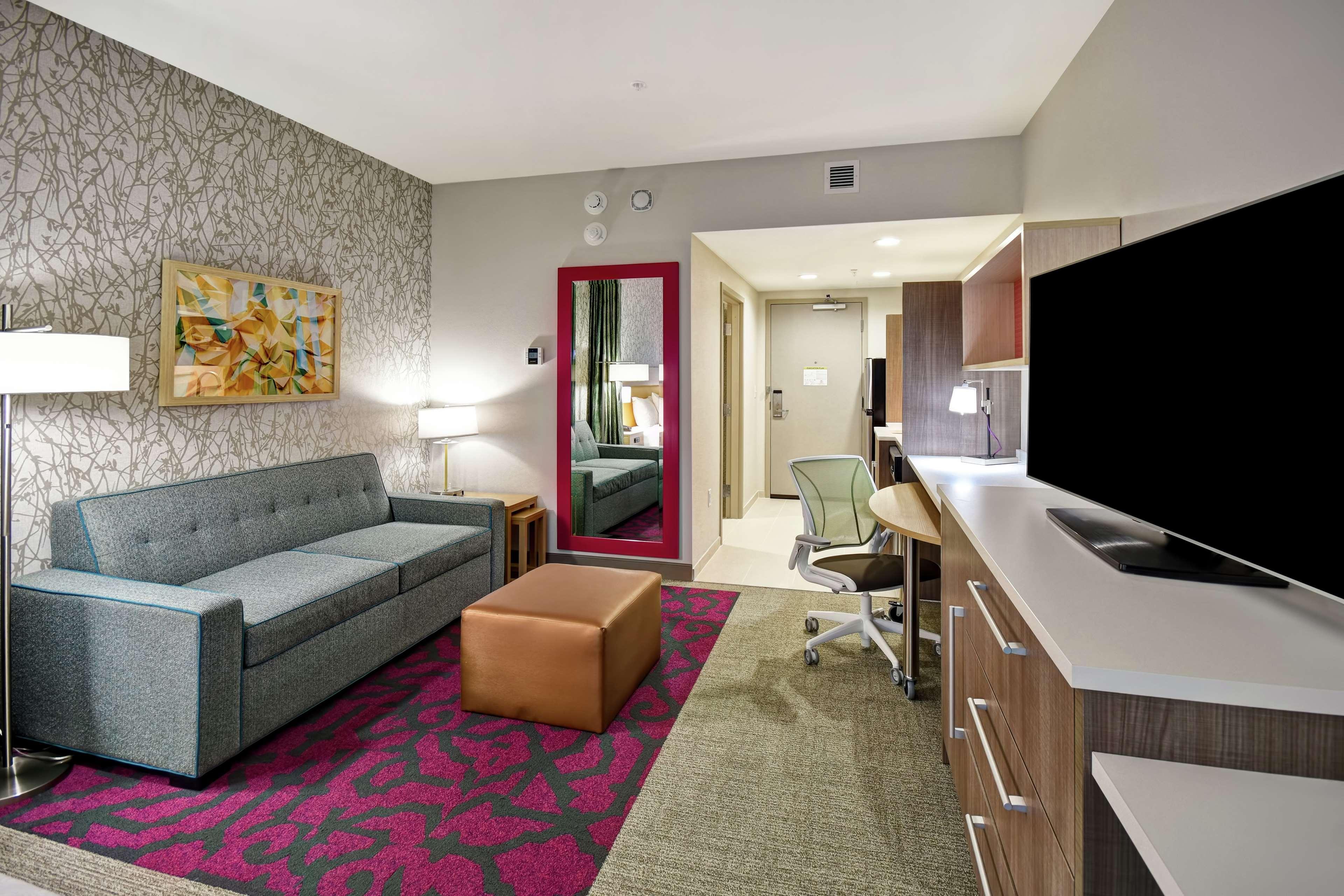 Home2 Suites By Hilton Frankfort Exterior photo